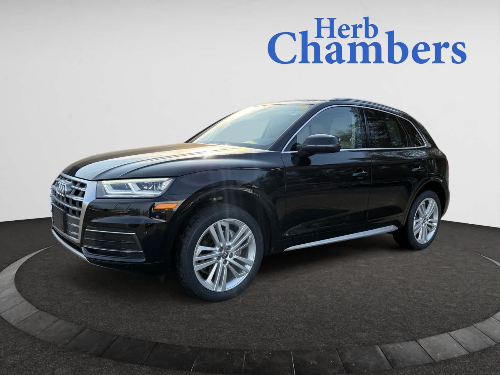 used 2020 Audi Q5 car, priced at $28,998