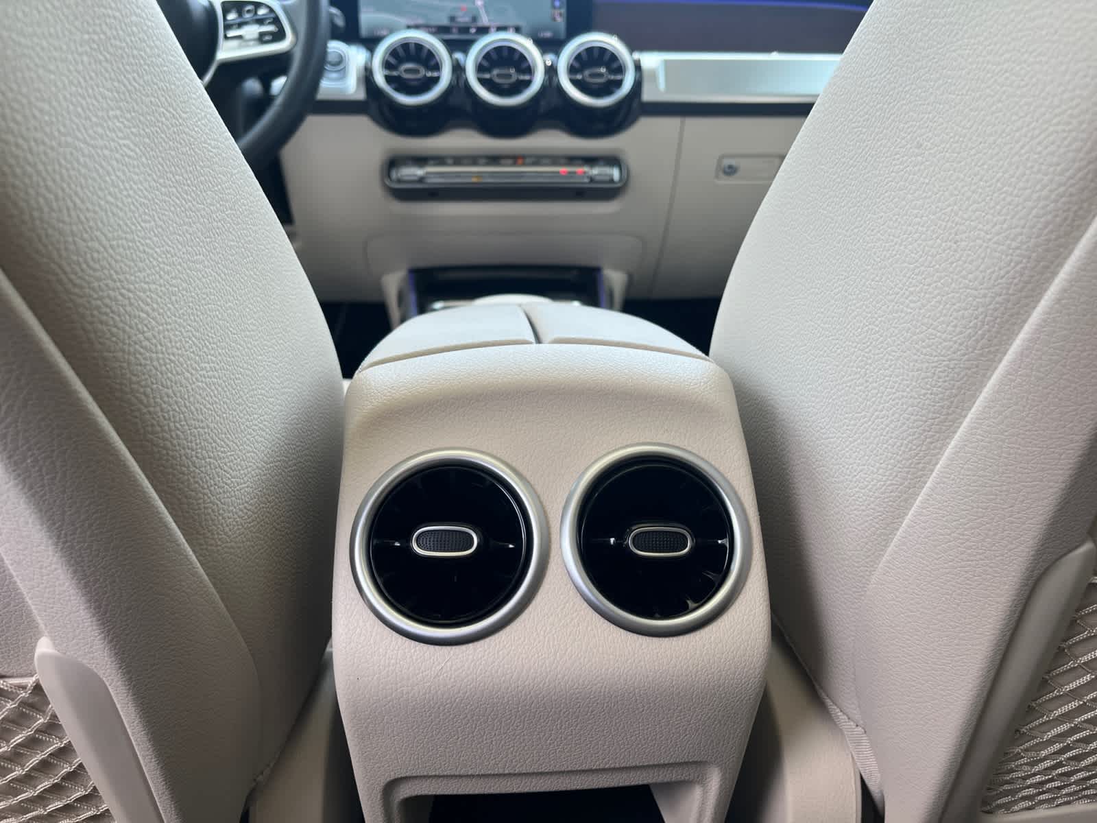 used 2022 Mercedes-Benz GLB 250 car, priced at $32,488