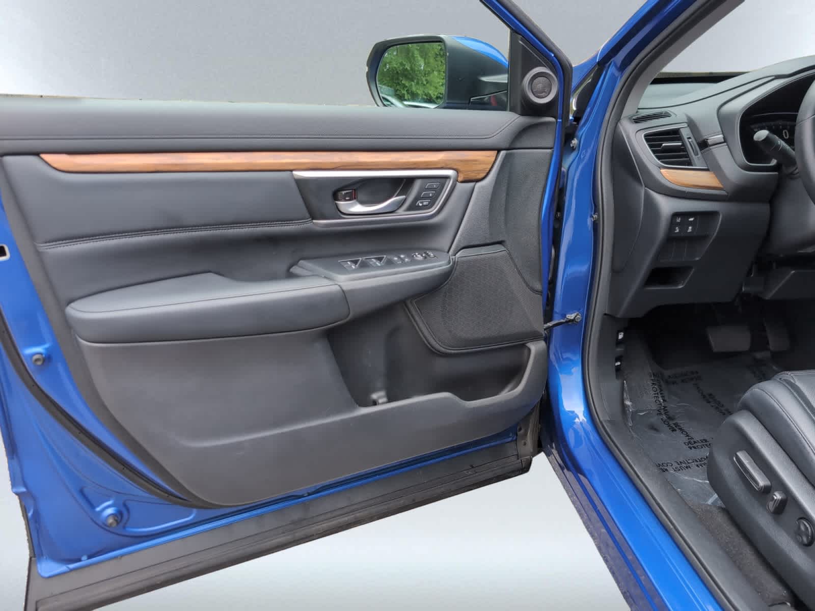 used 2020 Honda CR-V car, priced at $22,998