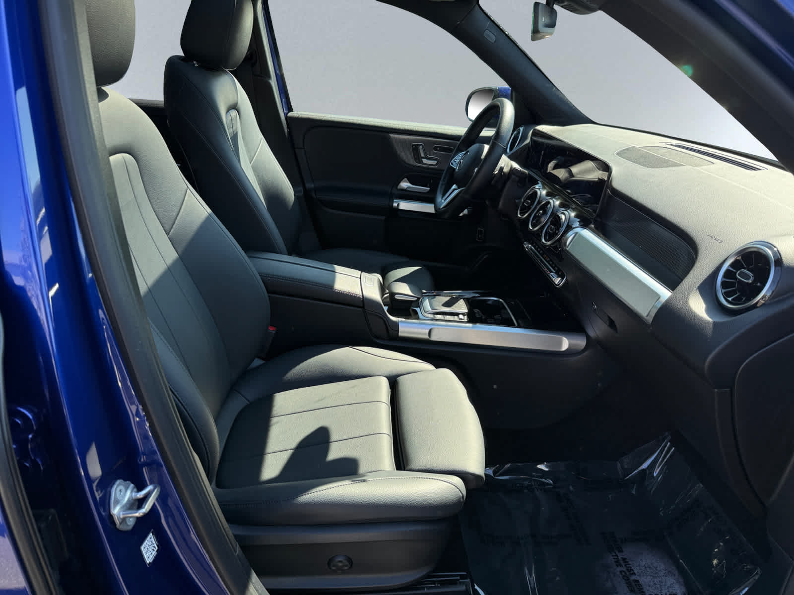 used 2021 Mercedes-Benz GLB 250 car, priced at $31,998