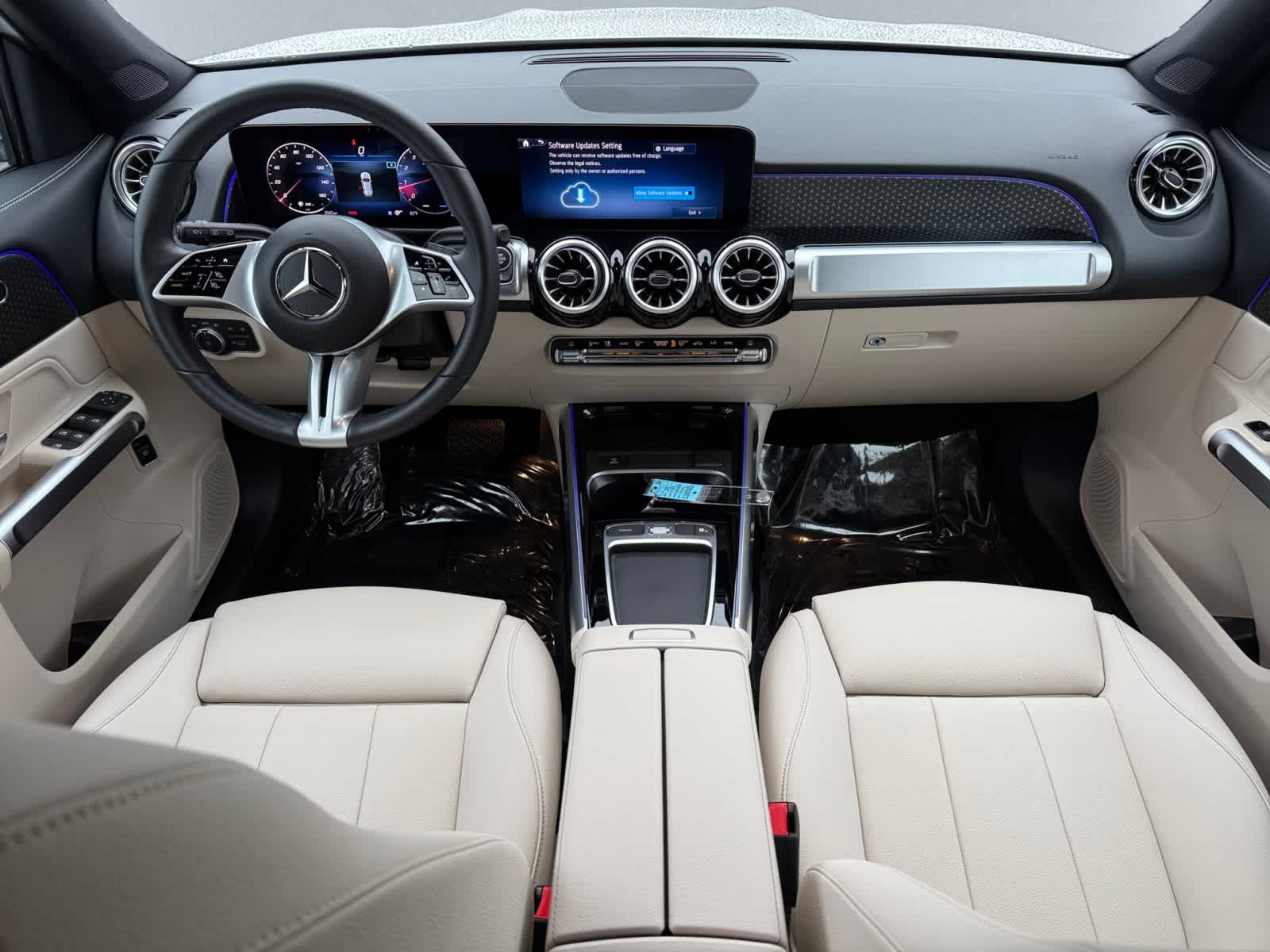 used 2025 Mercedes-Benz GLB 250 car, priced at $44,998