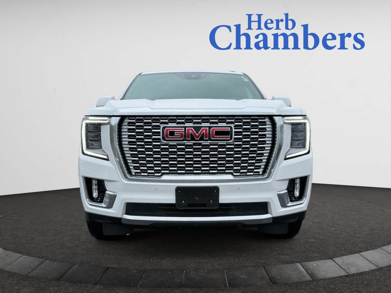 used 2023 GMC Yukon XL car, priced at $69,988