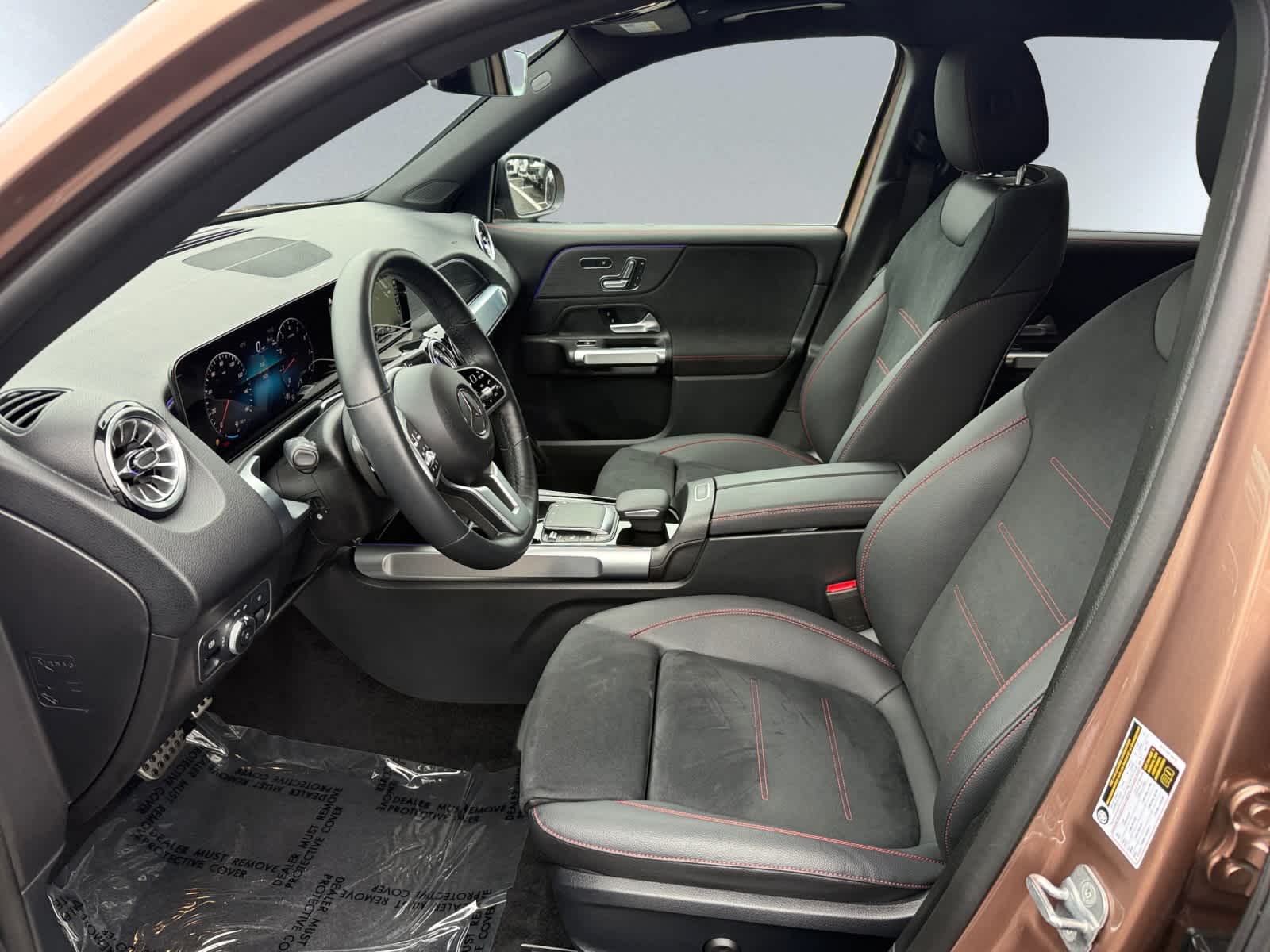 used 2023 Mercedes-Benz GLB 250 car, priced at $39,688