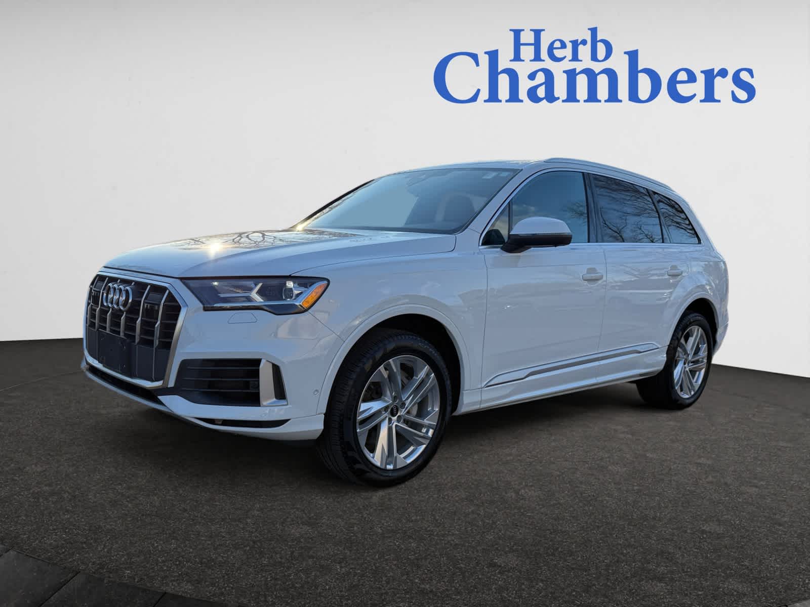 used 2022 Audi Q7 car, priced at $29,998