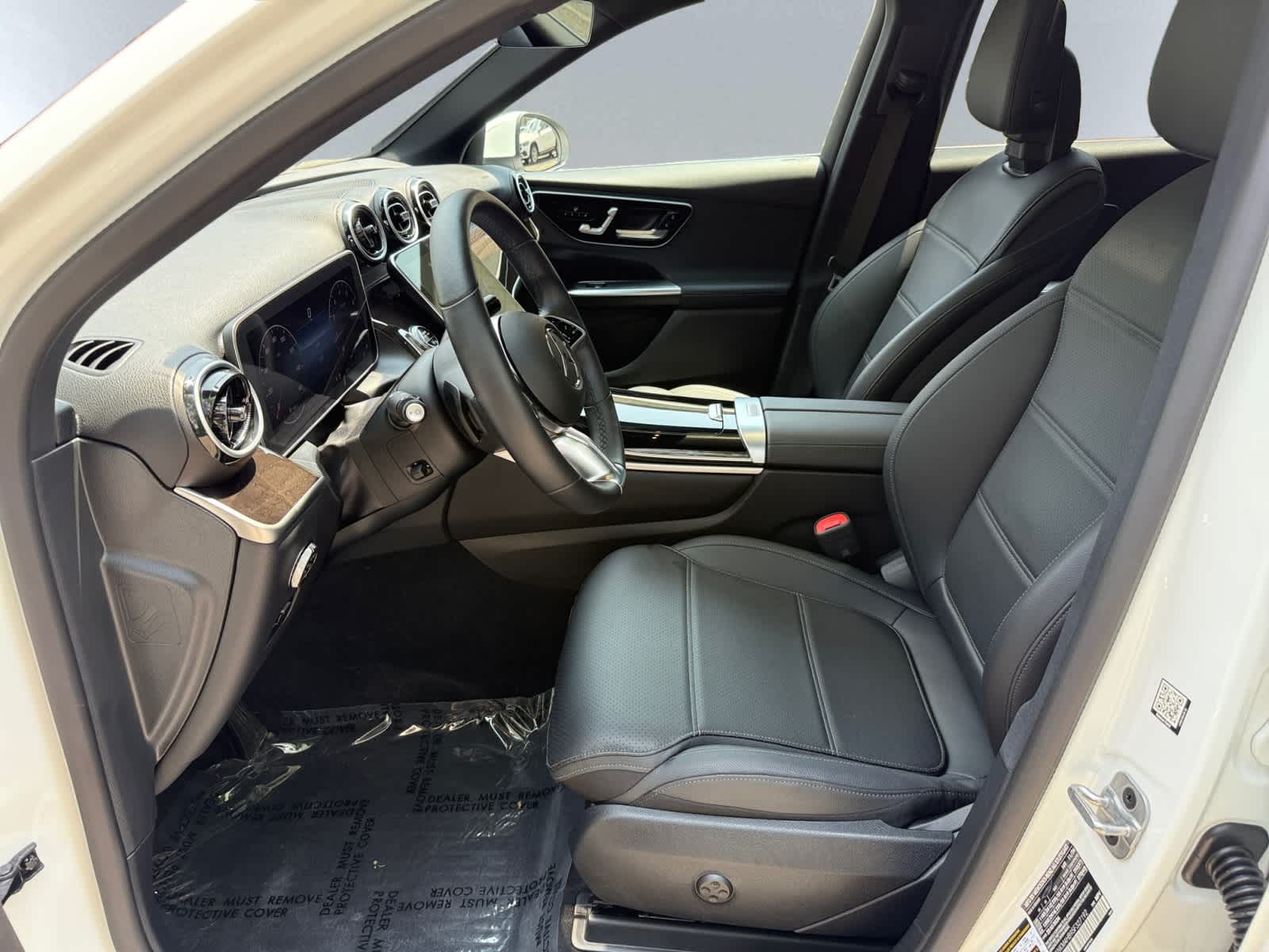 used 2025 Mercedes-Benz GLC 300 car, priced at $49,998