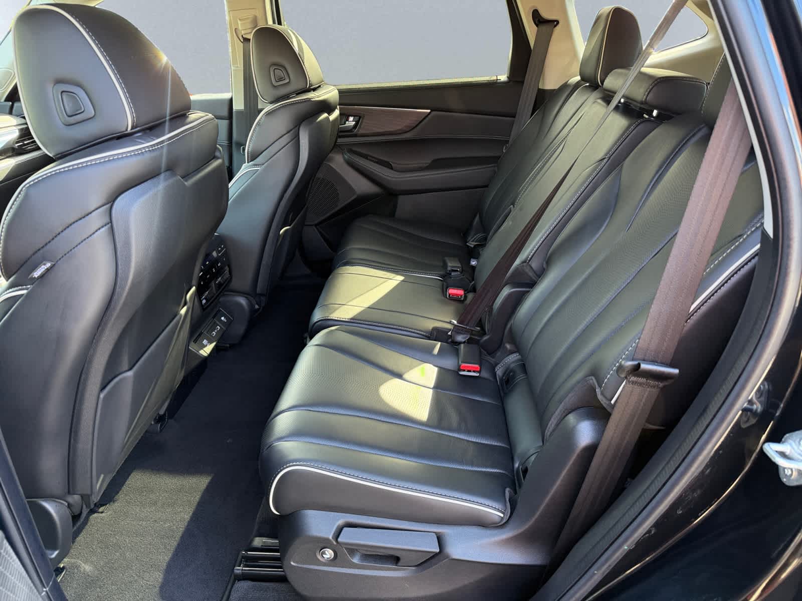 used 2024 Acura MDX car, priced at $54,988