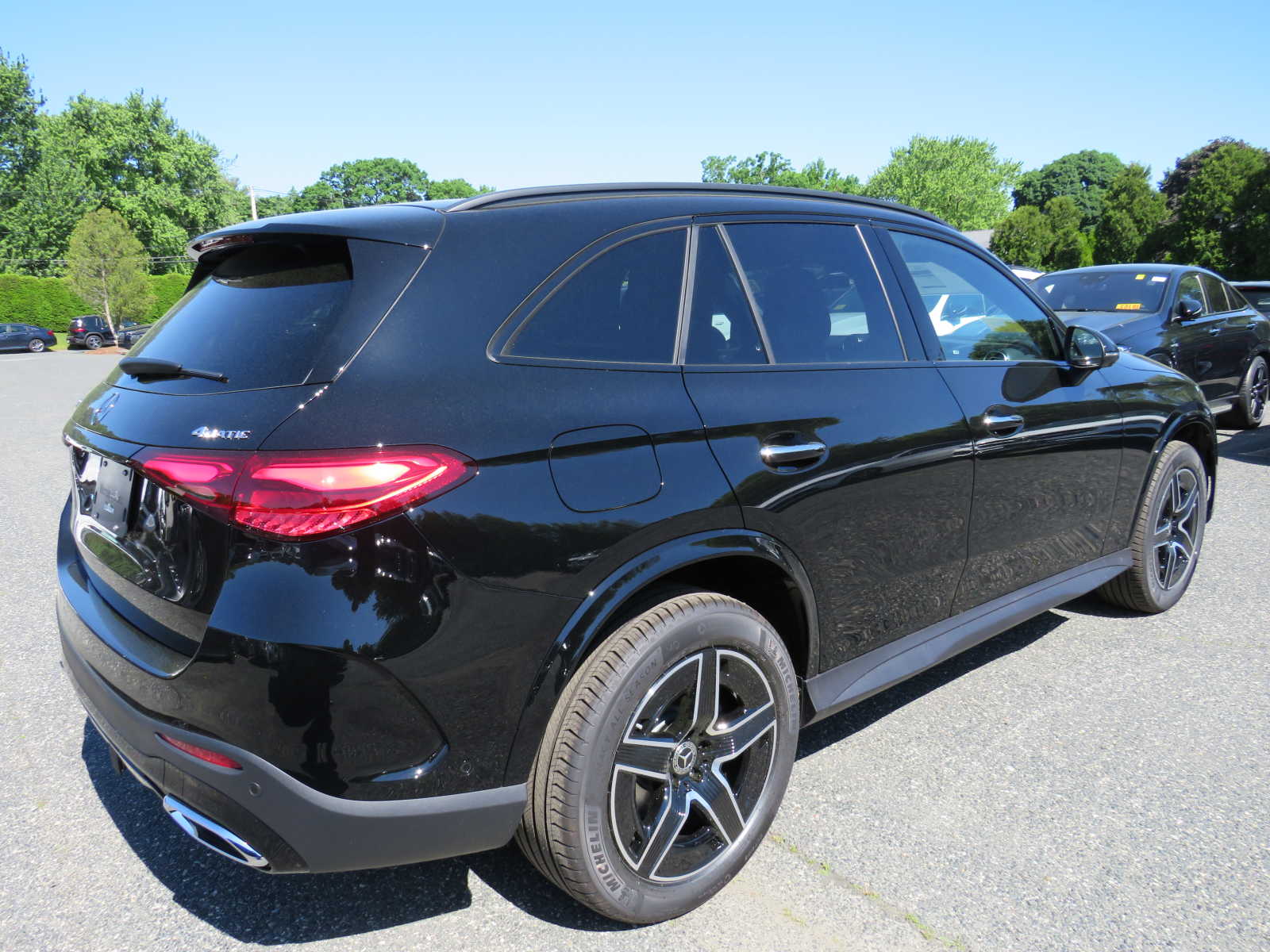 new 2024 Mercedes-Benz GLC 300 car