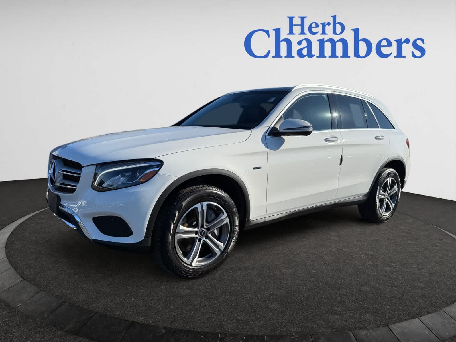 used 2019 Mercedes-Benz GLC 350e Plug-In Hybrid car, priced at $25,998