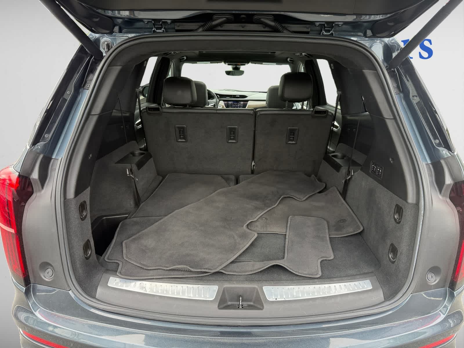 used 2020 Cadillac XT6 car, priced at $31,488
