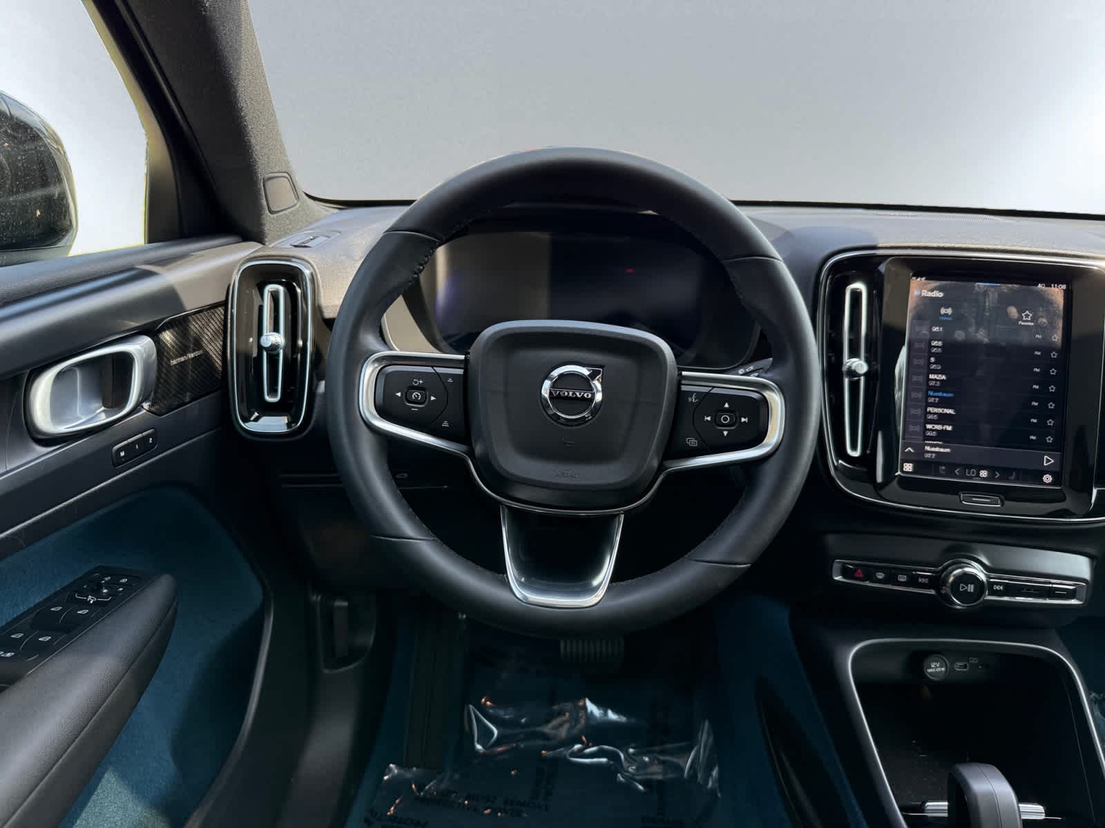 used 2023 Volvo C40 Recharge Pure Electric car, priced at $30,988