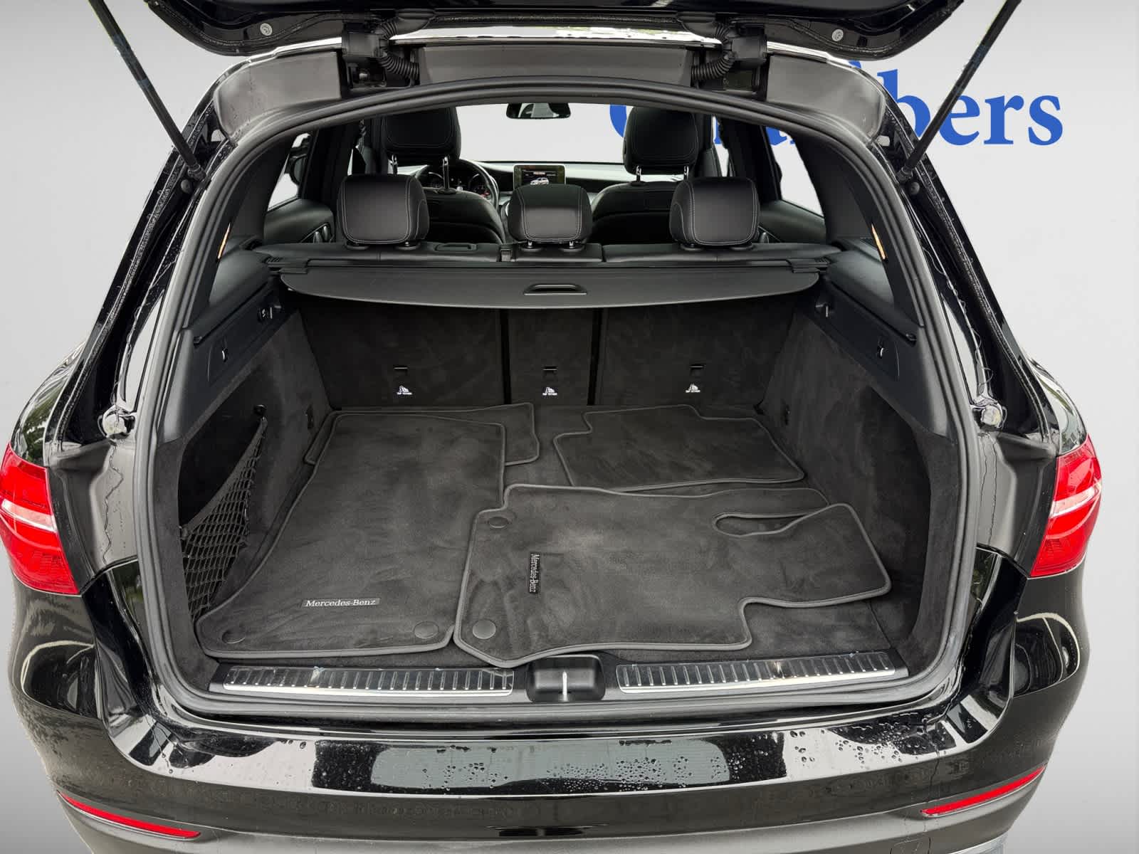 used 2018 Mercedes-Benz GLC 300 car, priced at $20,988