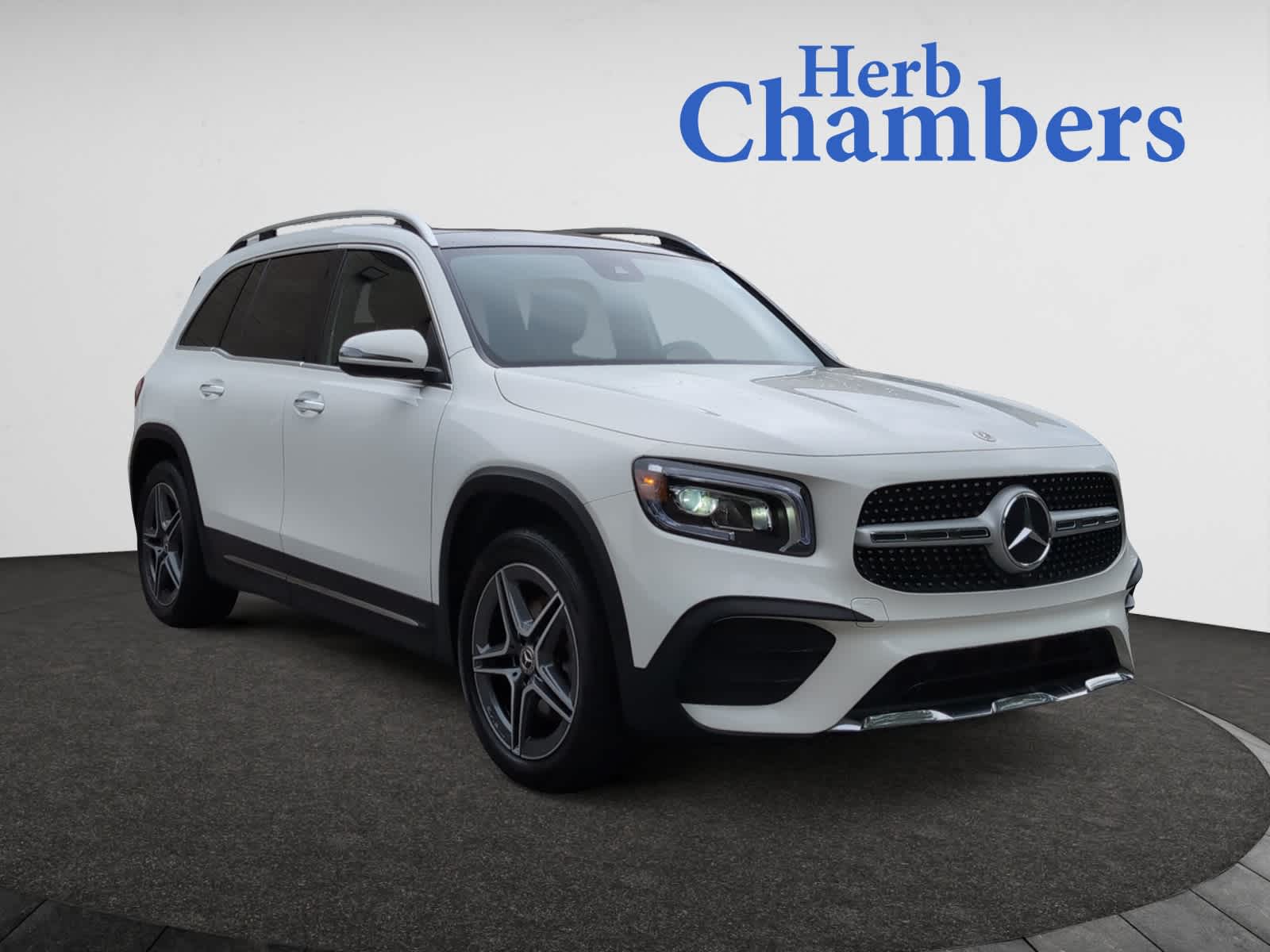 used 2022 Mercedes-Benz GLB 250 car, priced at $31,488