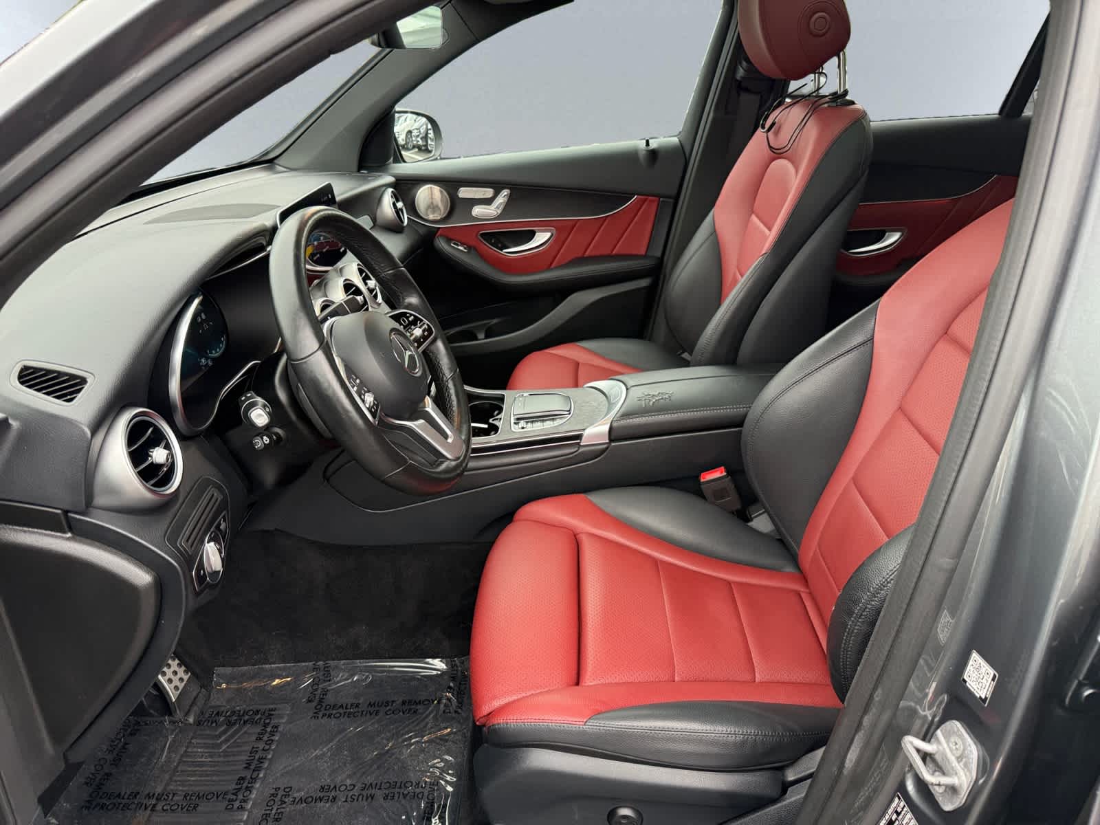 used 2021 Mercedes-Benz GLC 300 car, priced at $31,788