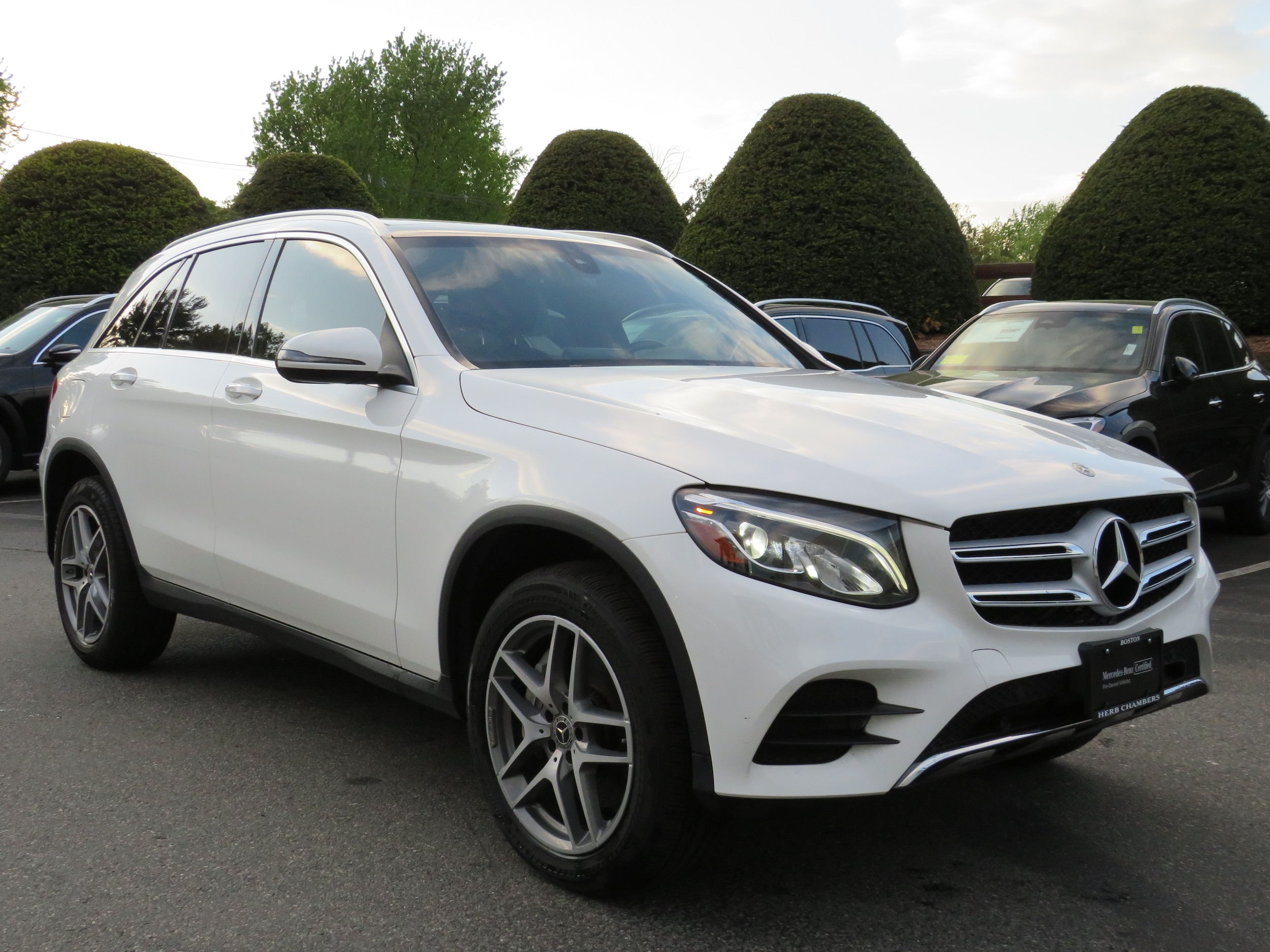 used 2019 Mercedes-Benz GLC 300 car, priced at $27,998