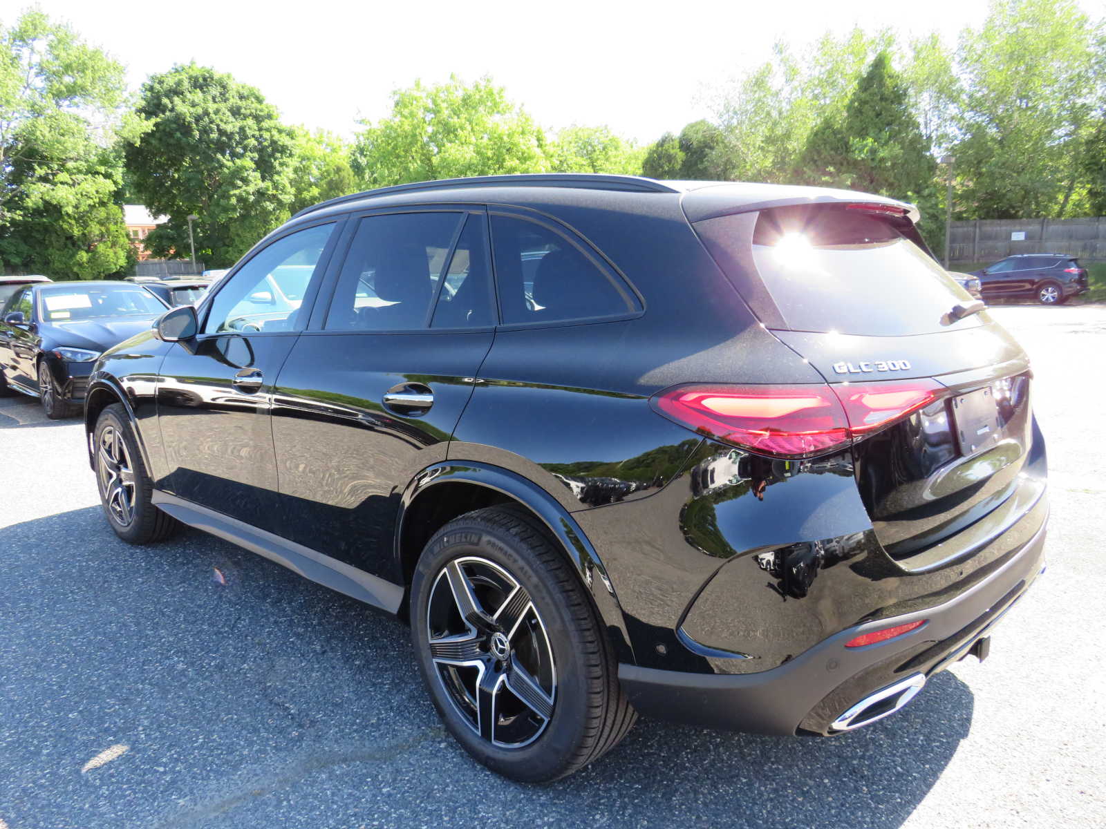 new 2024 Mercedes-Benz GLC 300 car