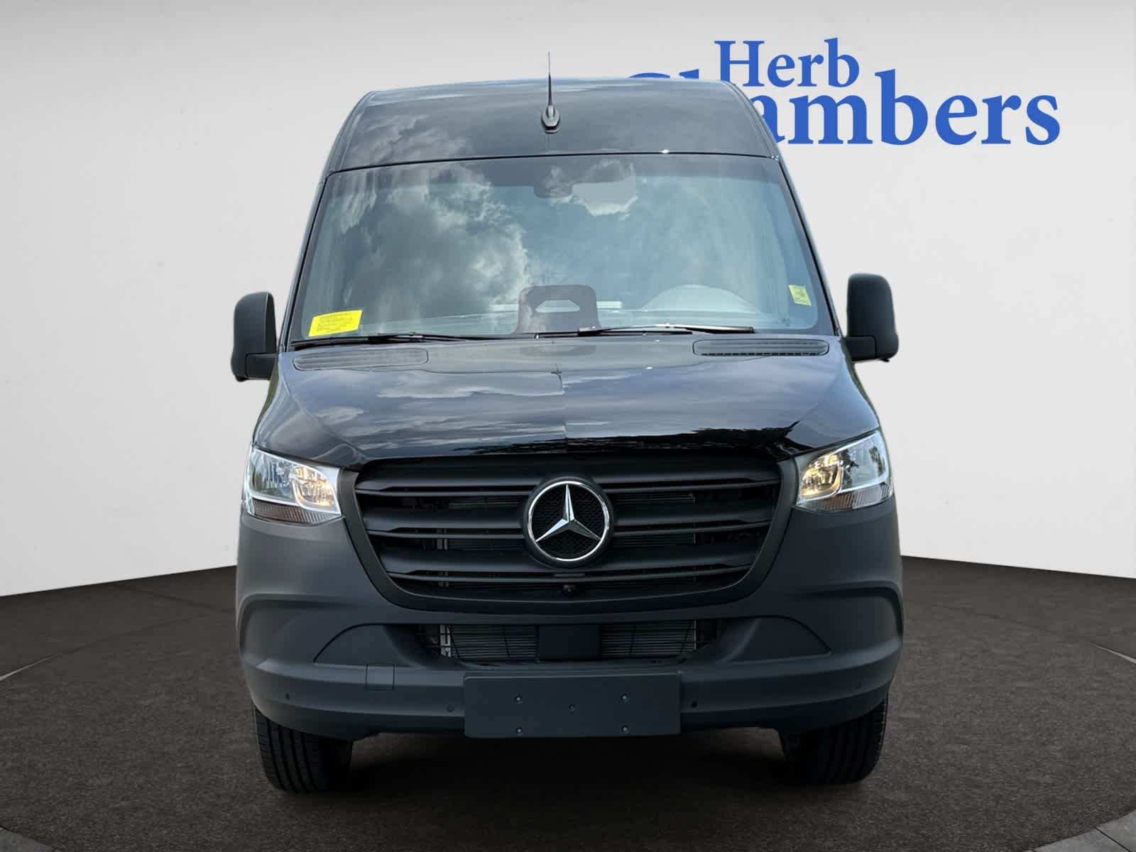 new 2025 Mercedes-Benz Sprinter 2500 car