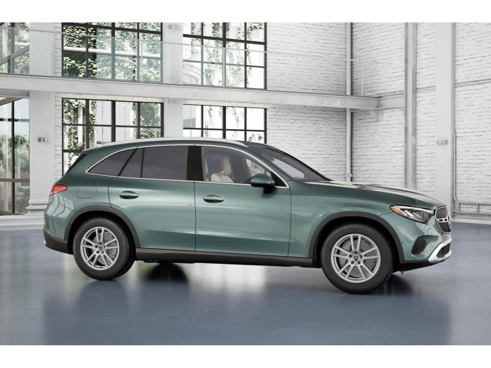 new 2025 Mercedes-Benz GLC 300 car