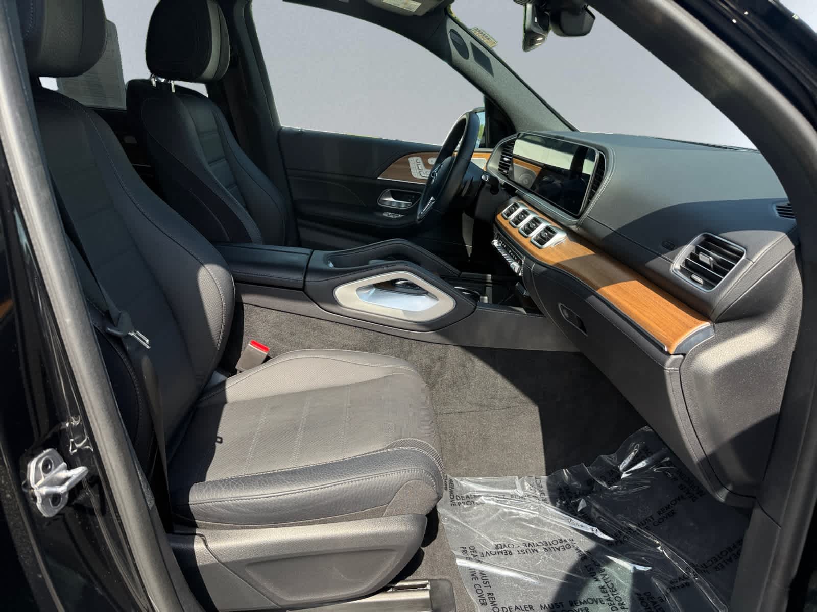 used 2022 Mercedes-Benz GLE 450 car, priced at $53,998