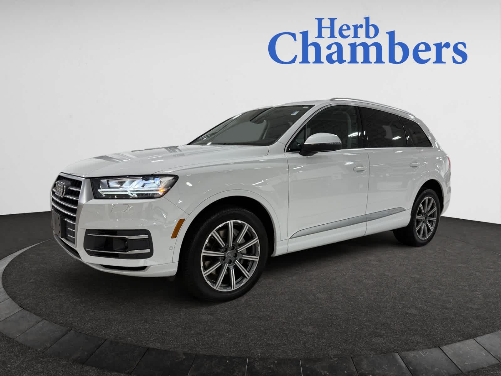 used 2019 Audi Q7 car