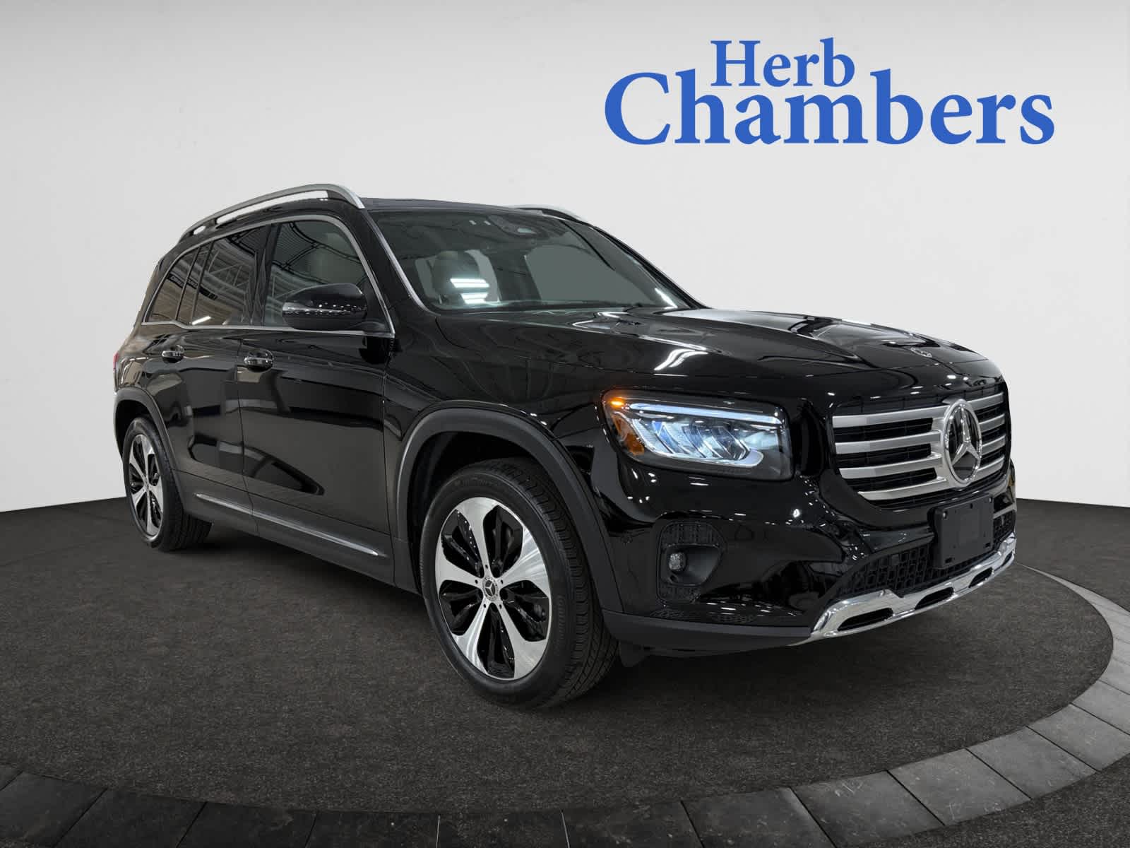 used 2024 Mercedes-Benz GLB 250 car, priced at $42,998