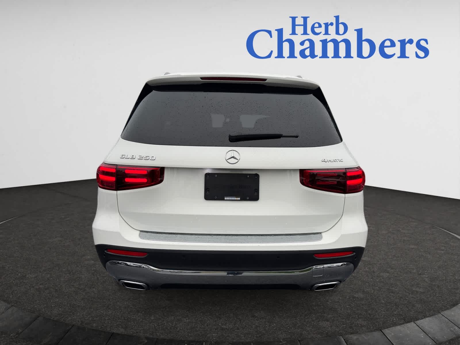 used 2025 Mercedes-Benz GLB 250 car, priced at $44,998