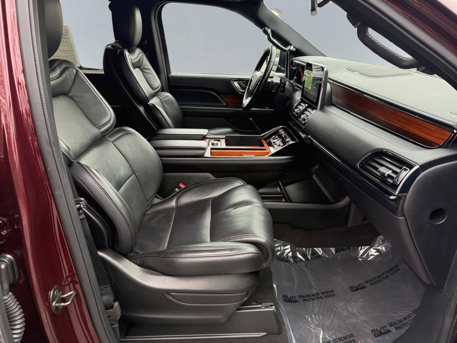 used 2019 Lincoln Navigator car, priced at $35,998