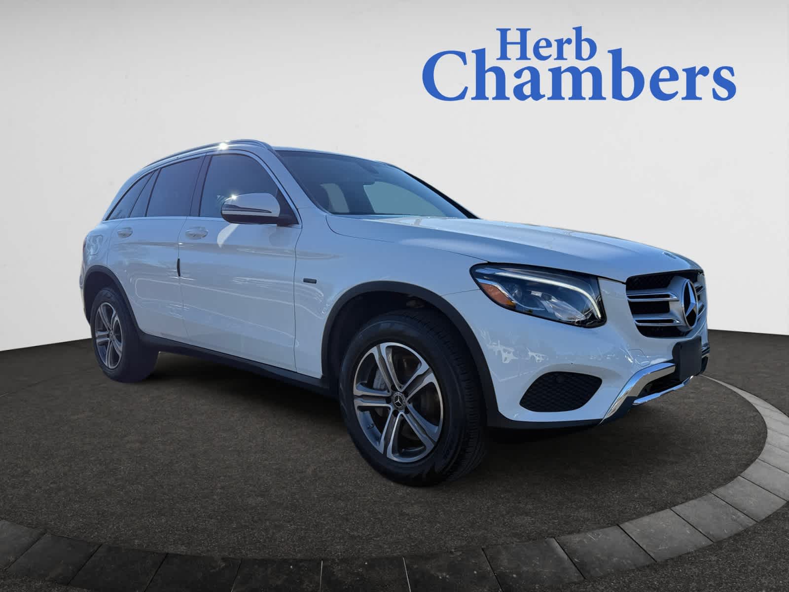 used 2019 Mercedes-Benz GLC 350e Plug-In Hybrid car, priced at $25,998