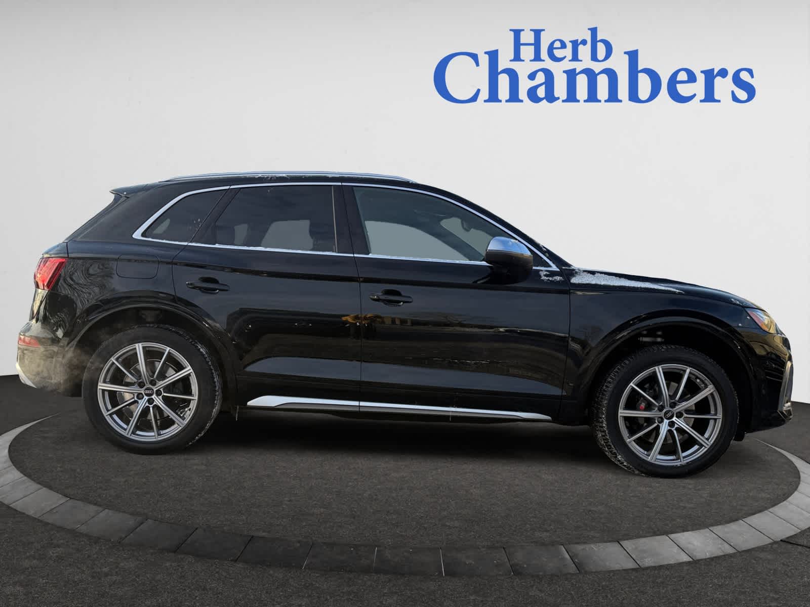 used 2022 Audi SQ5 car, priced at $44,998