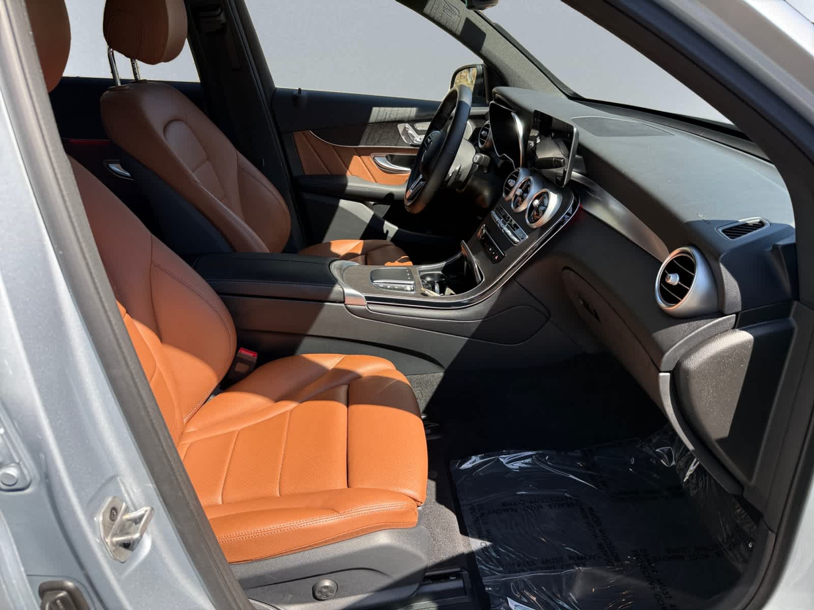 used 2021 Mercedes-Benz GLC 300 car, priced at $31,988