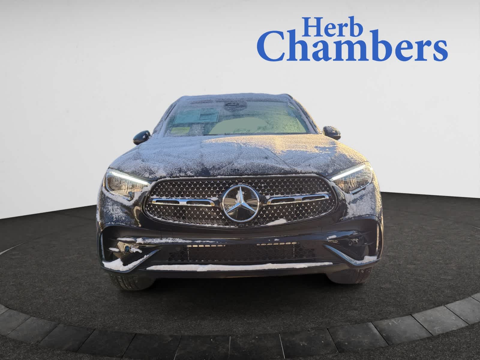 new 2025 Mercedes-Benz GLC 350e Plug-In Hybrid car