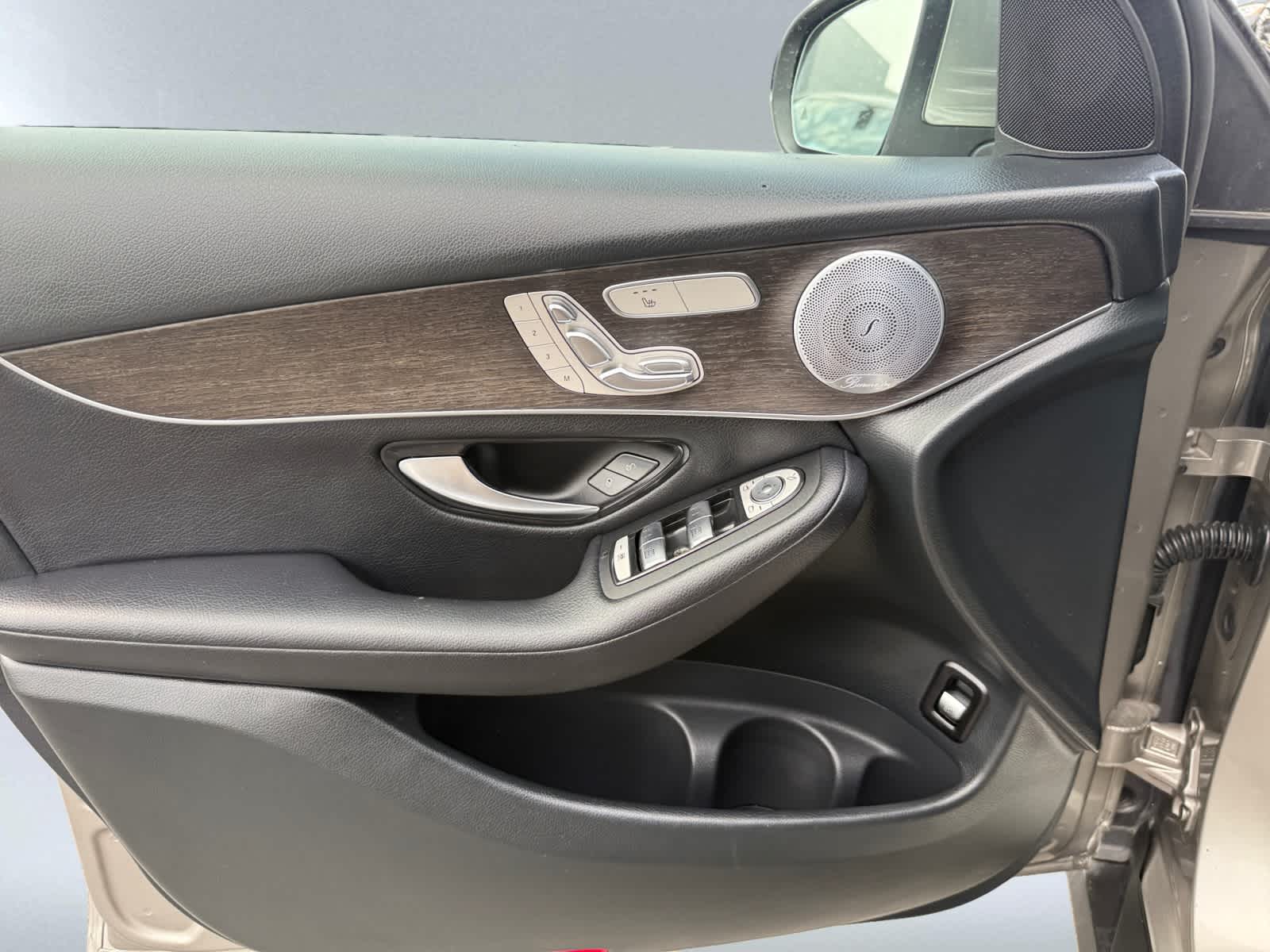 used 2020 Mercedes-Benz GLC 300 car, priced at $27,988