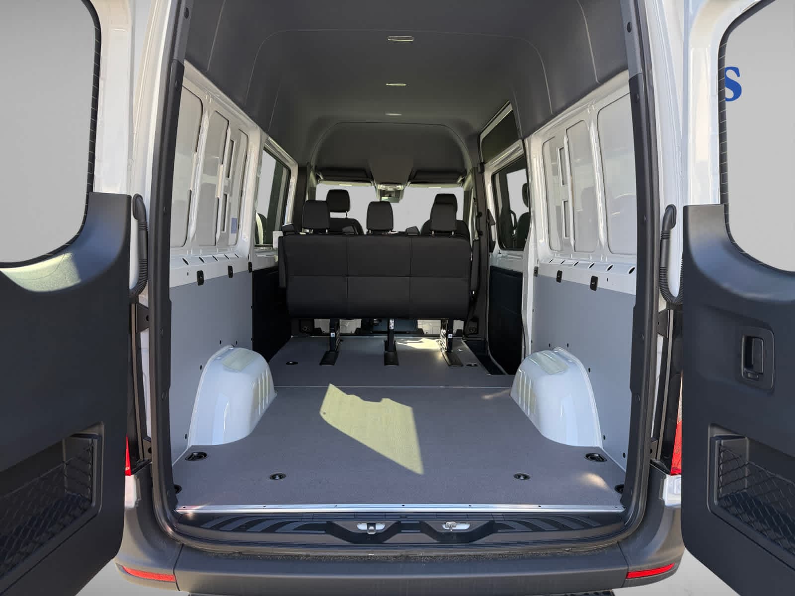 new 2024 Mercedes-Benz Sprinter car