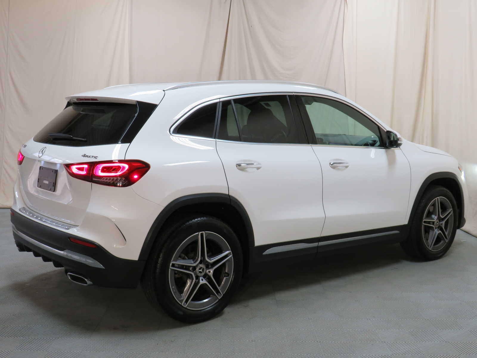 used 2023 Mercedes-Benz GLA 250 car, priced at $38,998