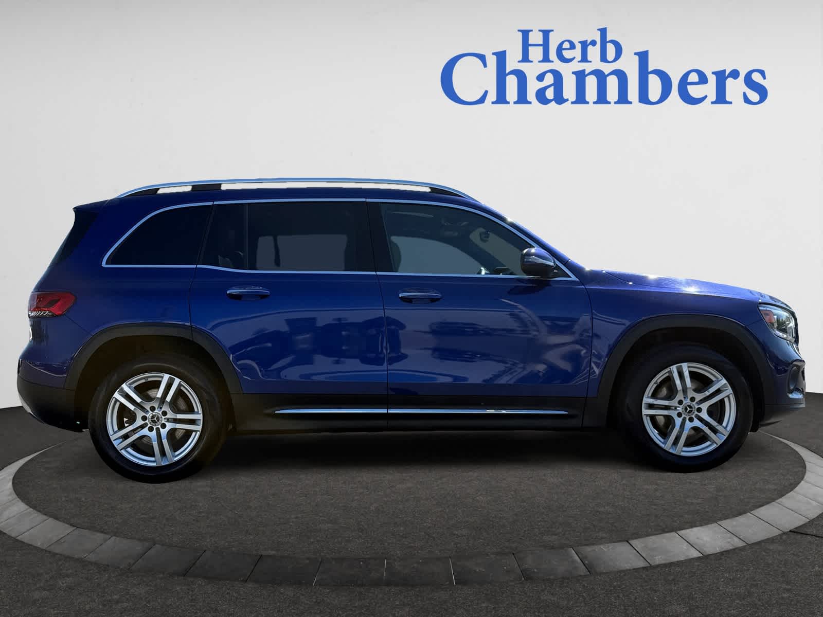 used 2021 Mercedes-Benz GLB 250 car, priced at $31,998