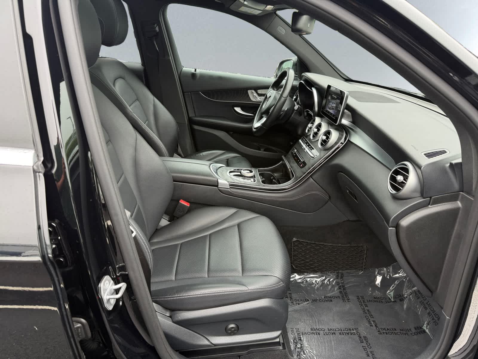 used 2018 Mercedes-Benz GLC 300 car, priced at $20,988