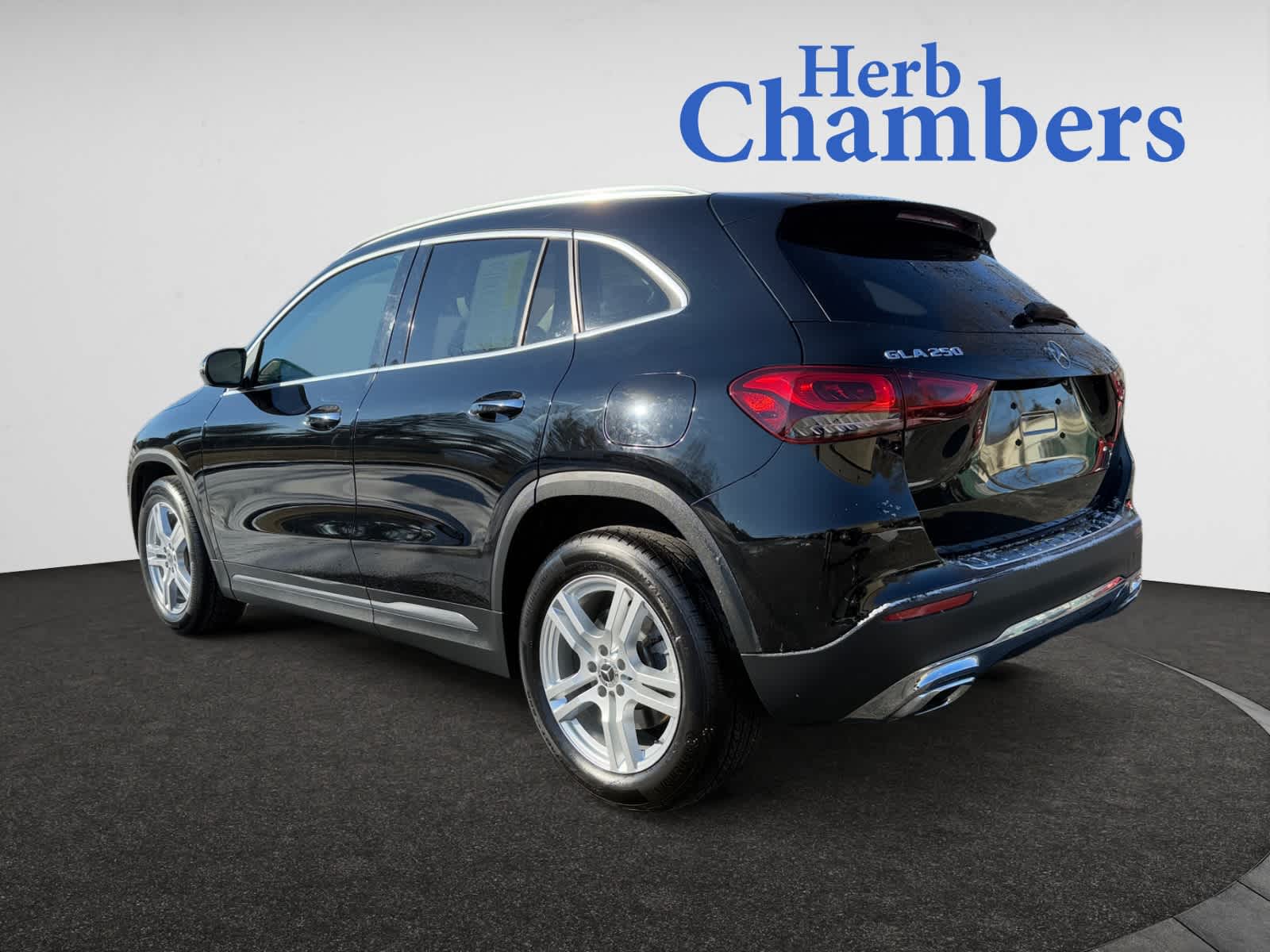 used 2021 Mercedes-Benz GLA 250 car, priced at $27,998