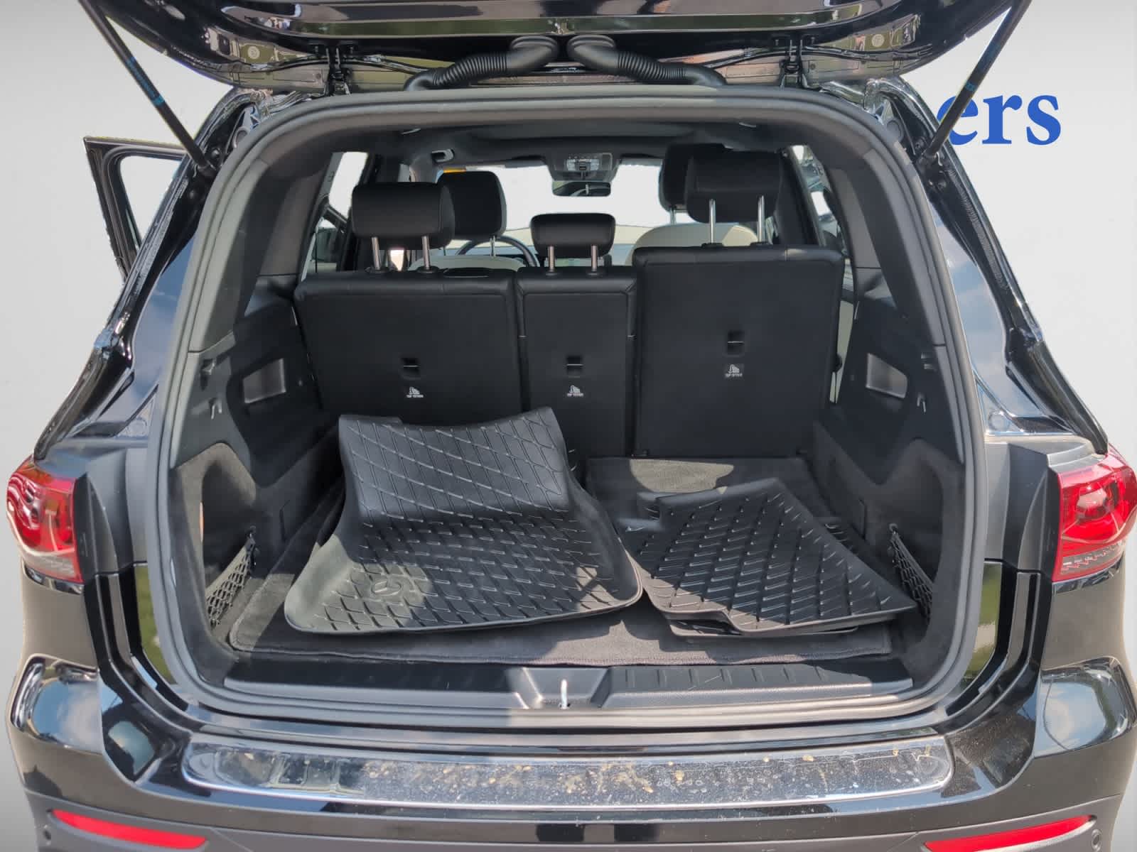 used 2022 Mercedes-Benz GLB 250 car, priced at $30,988