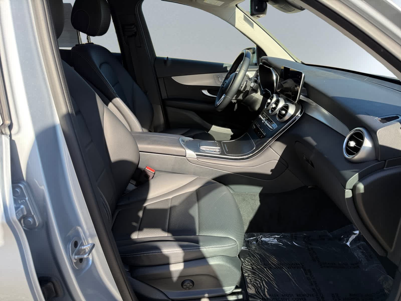 used 2022 Mercedes-Benz GLC 300 car, priced at $32,288