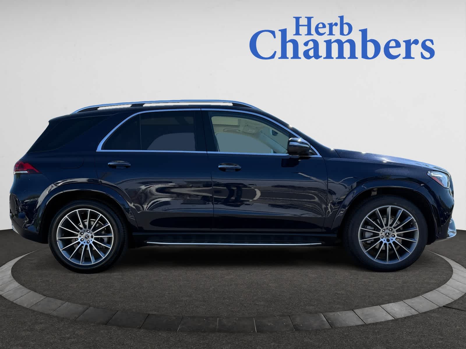 used 2022 Mercedes-Benz GLE 350 car, priced at $47,998
