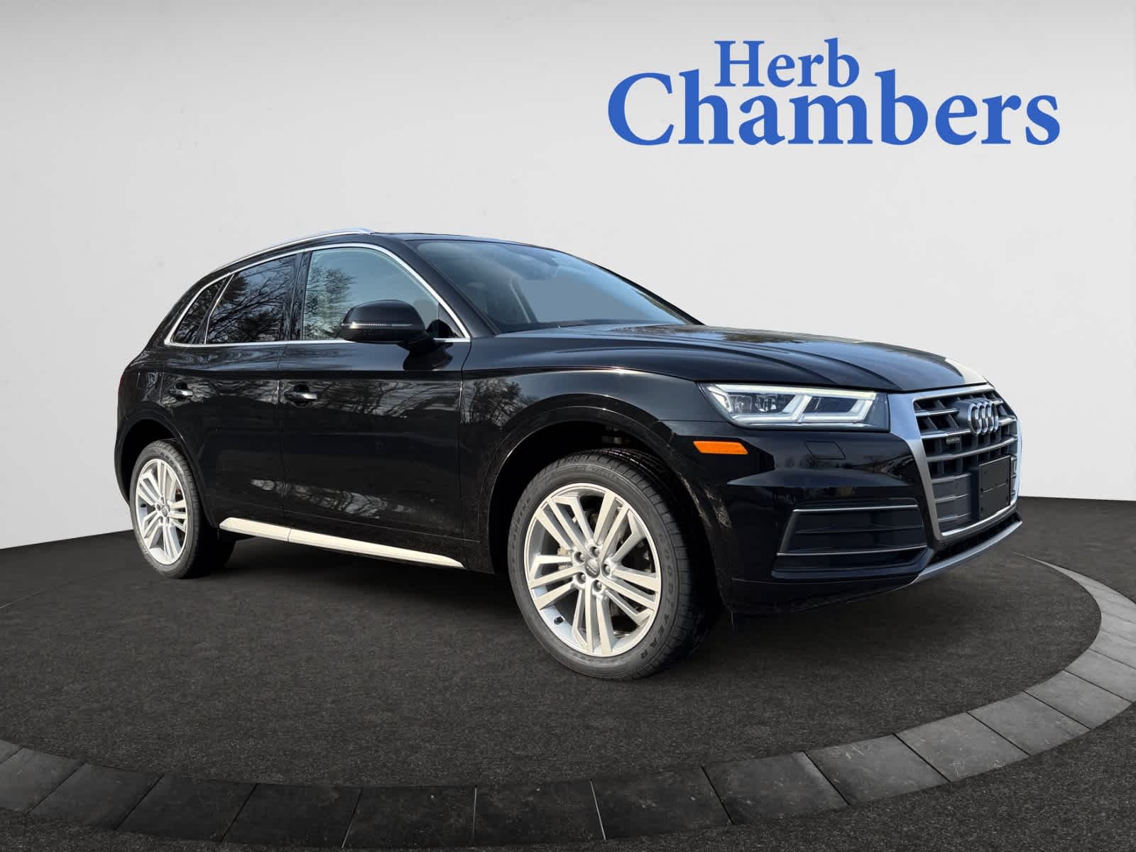 used 2020 Audi Q5 car, priced at $28,998