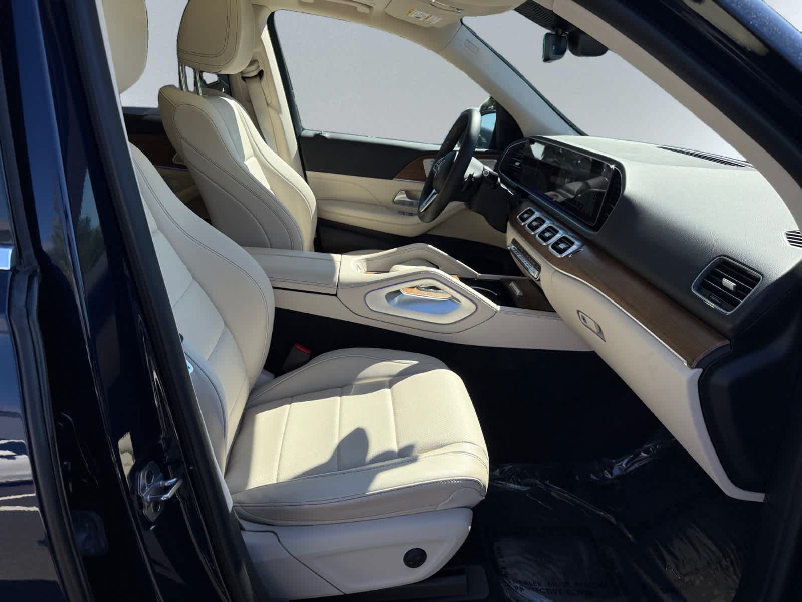 used 2022 Mercedes-Benz GLE 350 car, priced at $47,998
