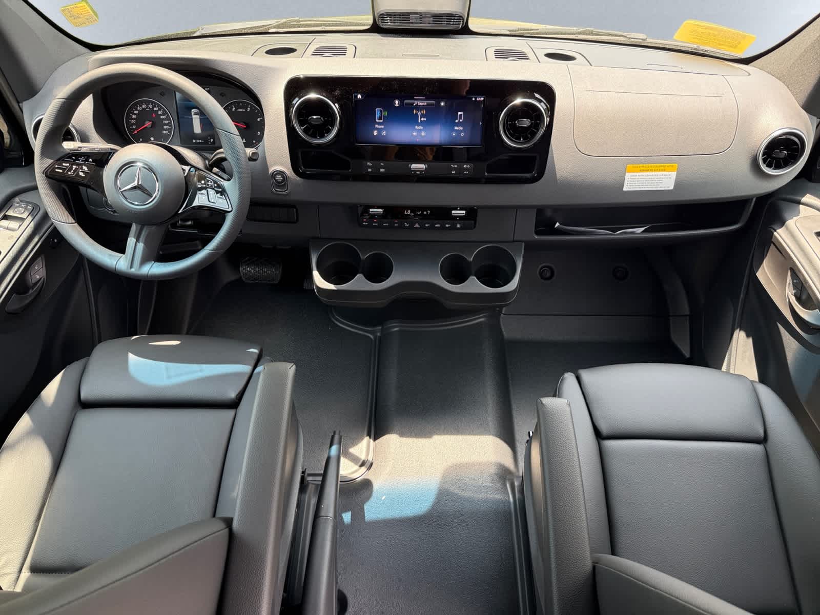 new 2025 Mercedes-Benz Sprinter 2500 car