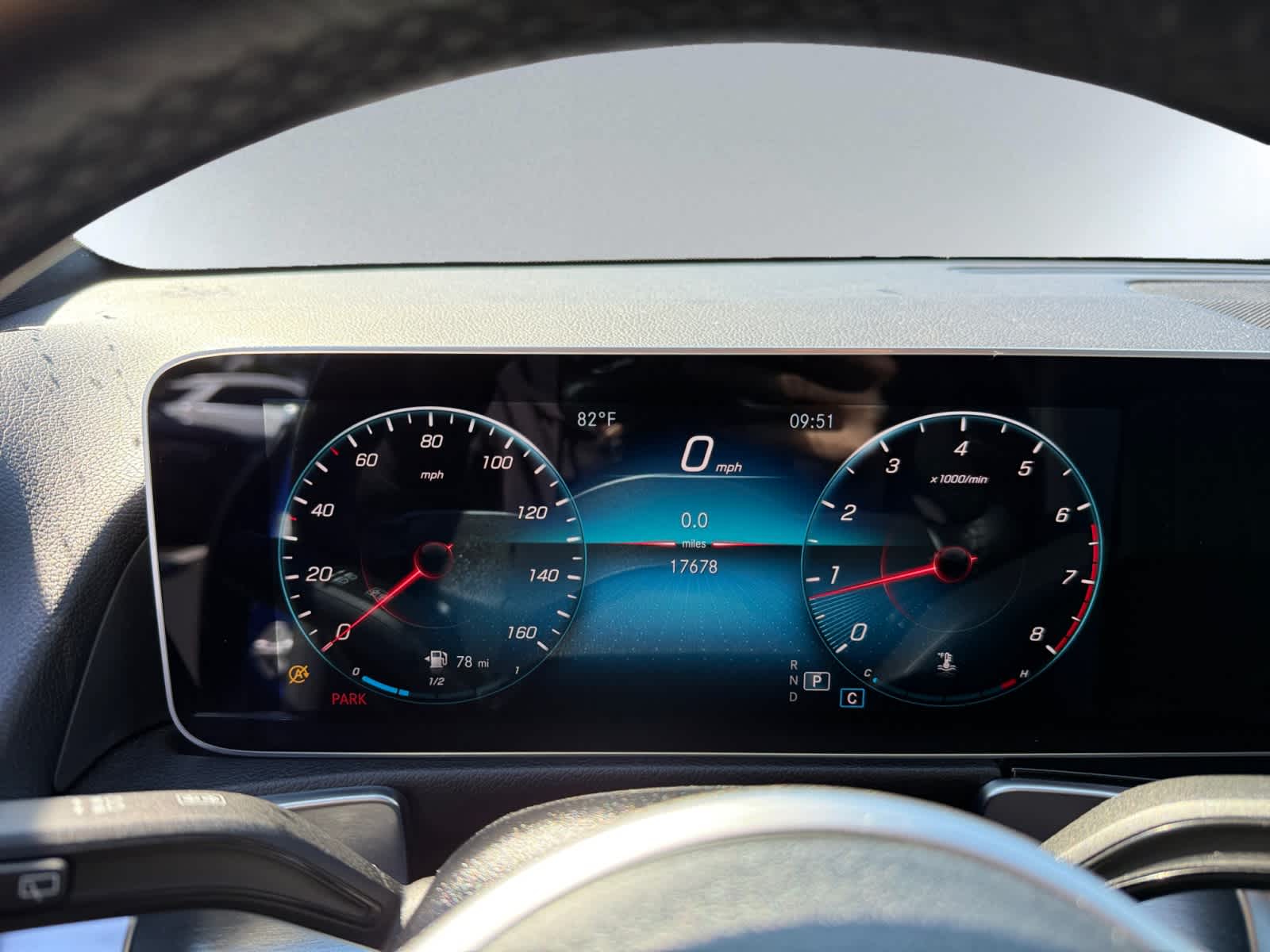 used 2021 Mercedes-Benz GLB 250 car, priced at $31,998