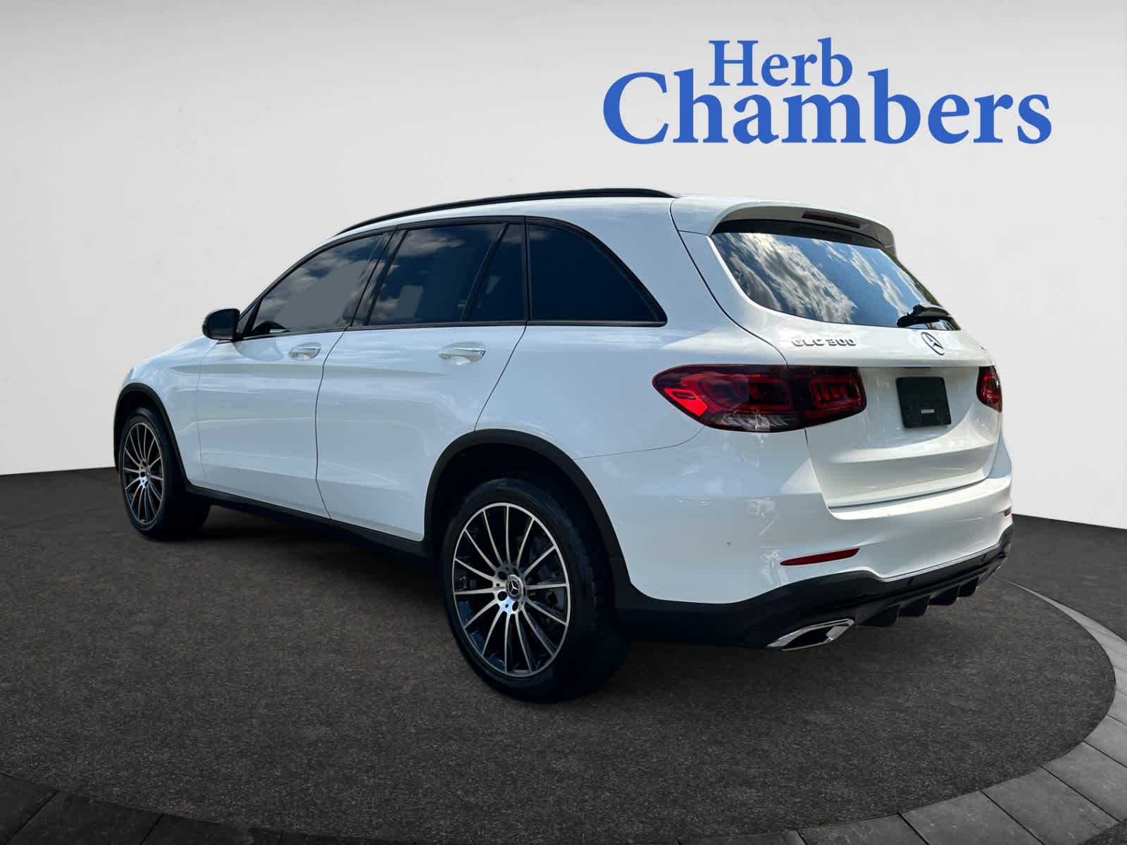 used 2020 Mercedes-Benz GLC 300 car, priced at $31,998