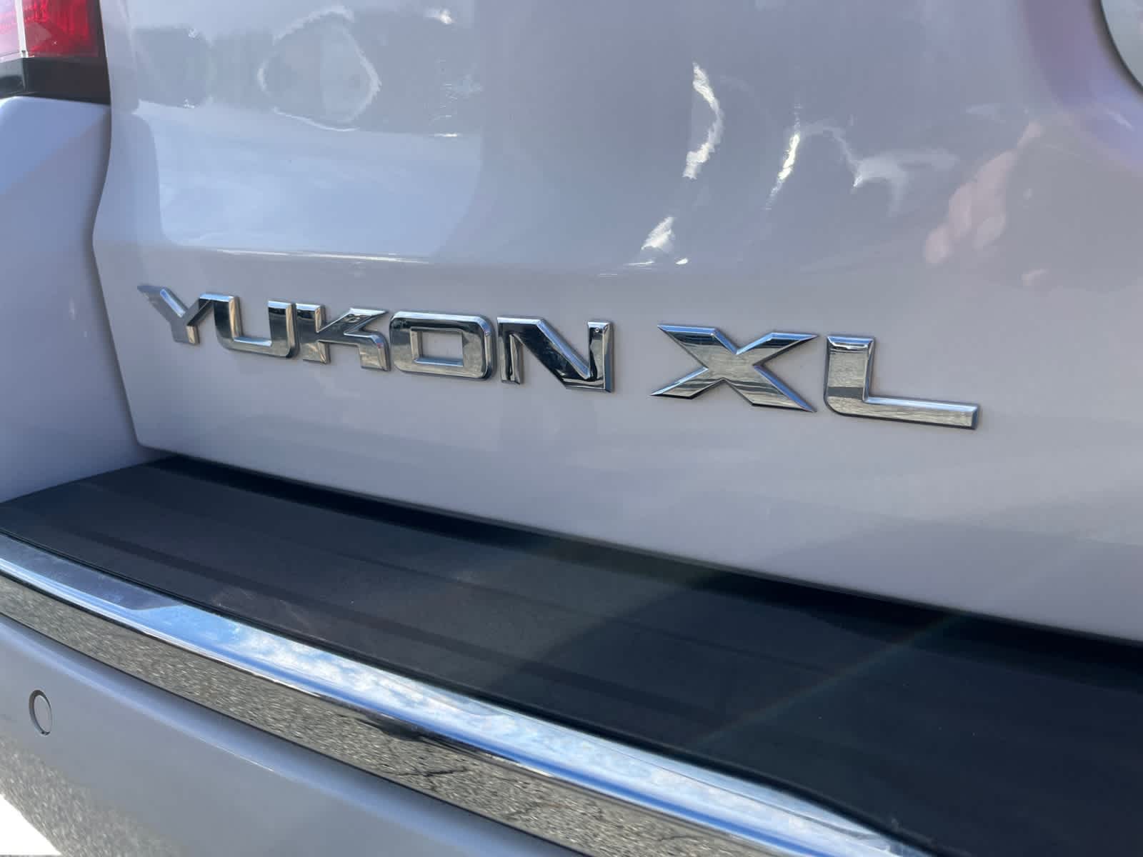 used 2017 GMC Yukon XL car, priced at $33,798