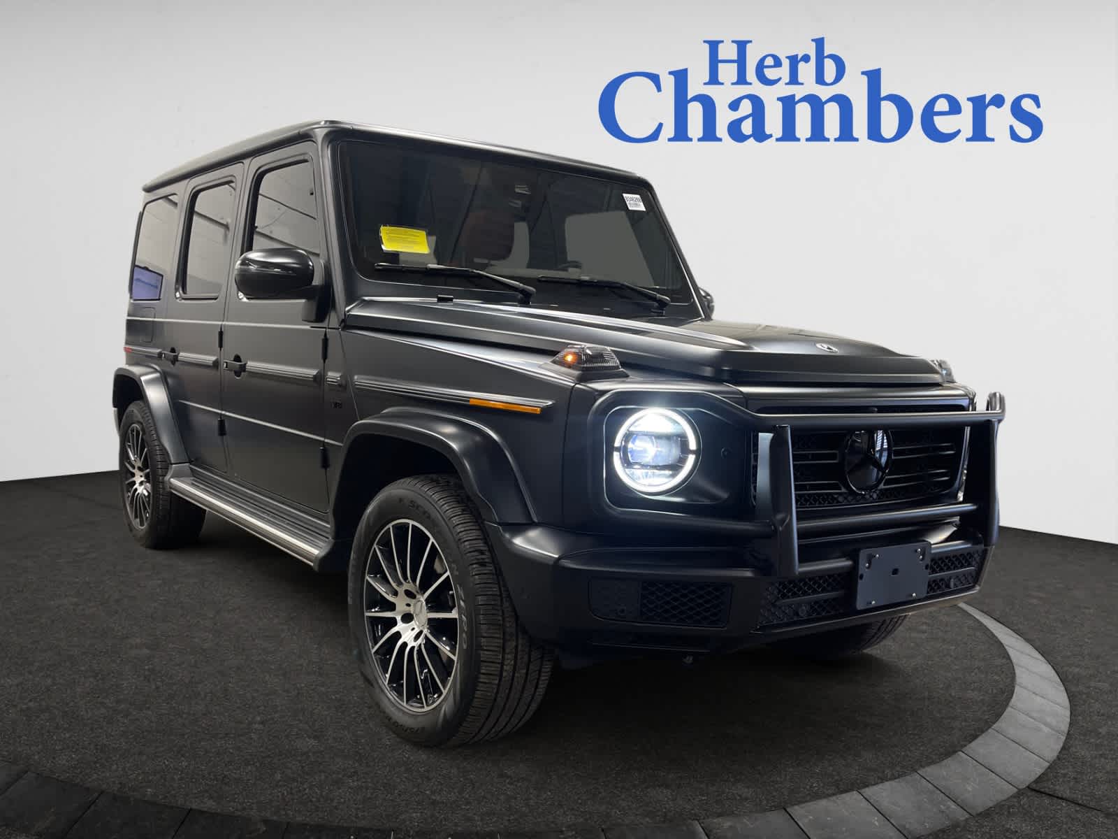 used 2022 Mercedes-Benz G 550 car, priced at $139,998