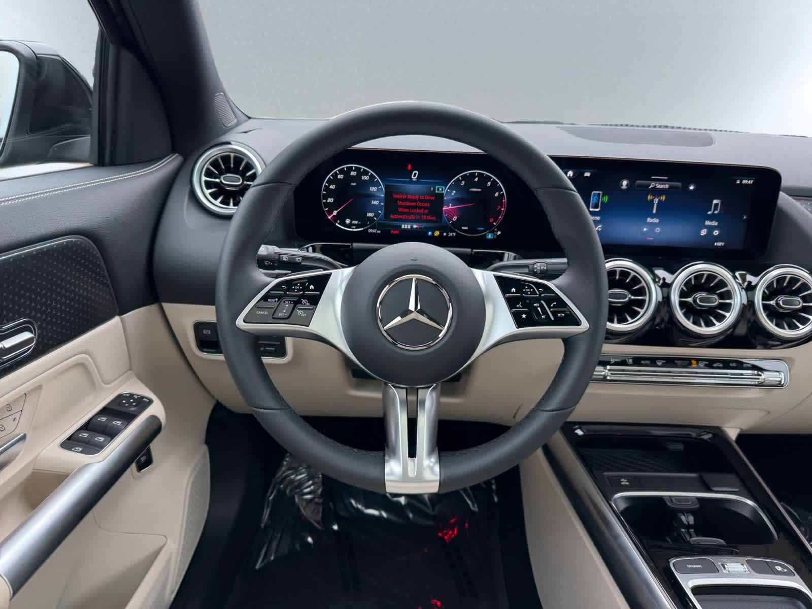 new 2025 Mercedes-Benz GLA 250 car