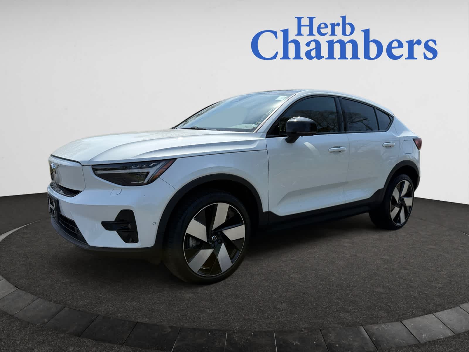 used 2023 Volvo C40 Recharge Pure Electric car, priced at $30,988