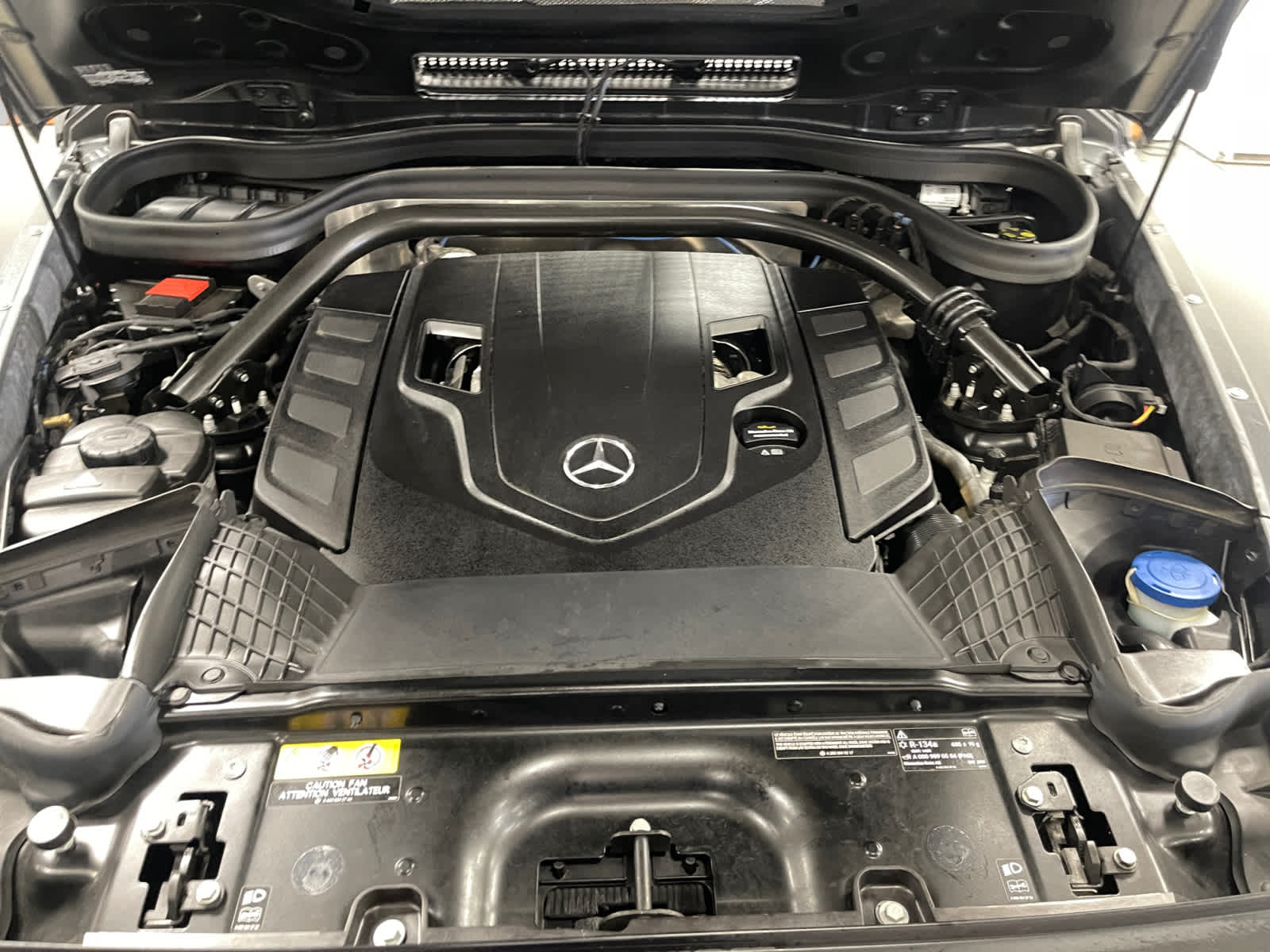 used 2022 Mercedes-Benz G 550 car, priced at $139,998
