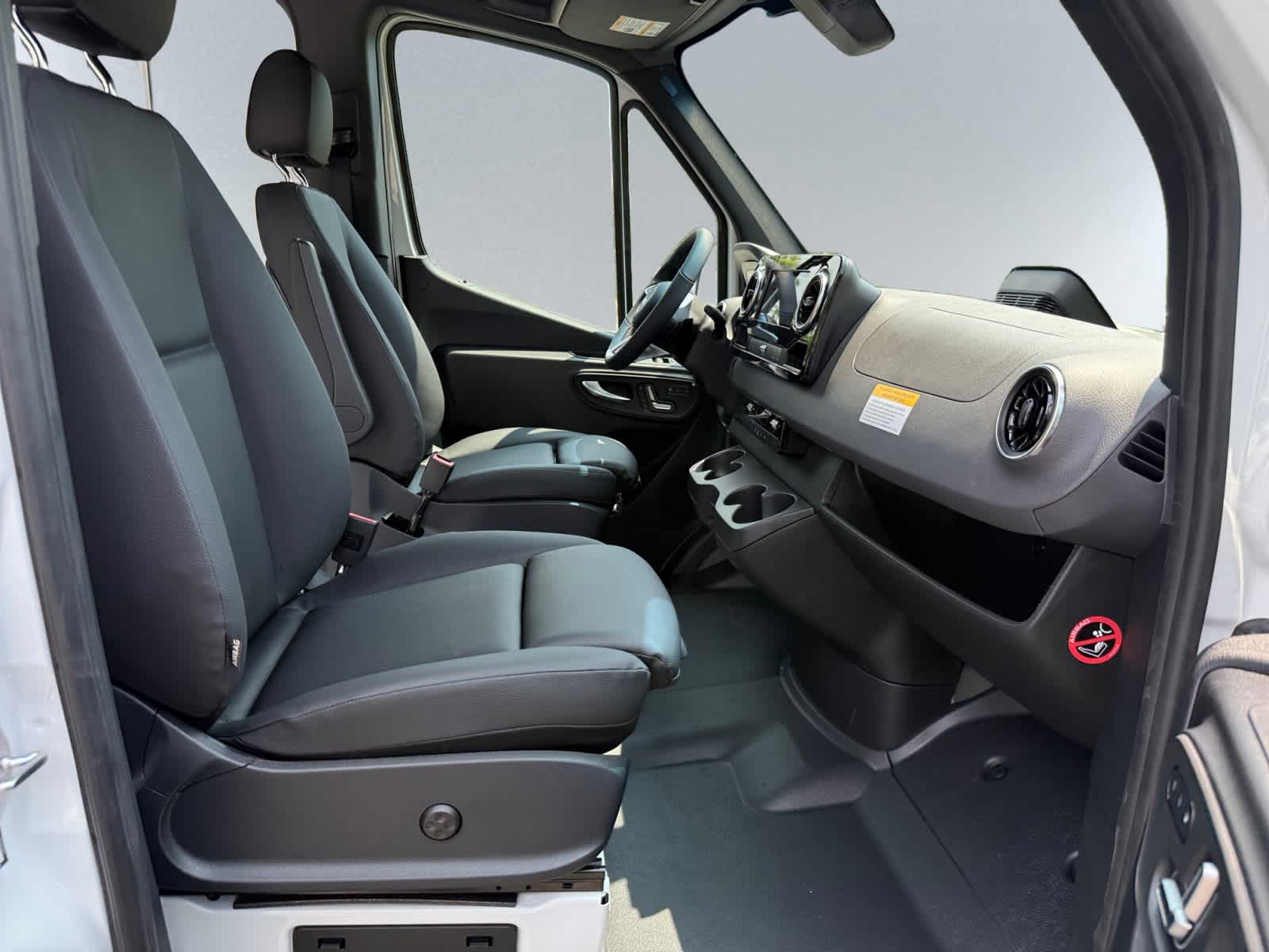 new 2025 Mercedes-Benz Sprinter 2500 car